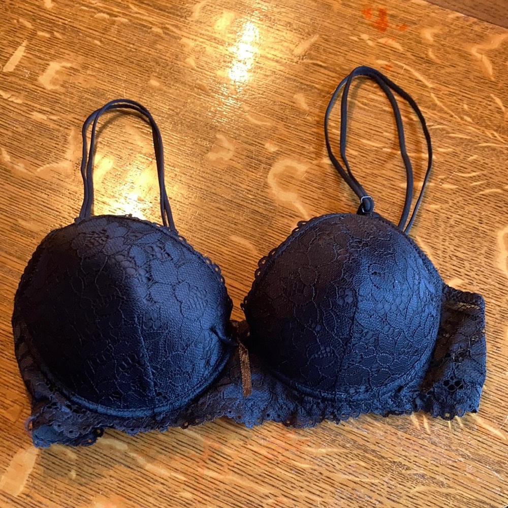 Lace black lightly padded 80C/34D bra